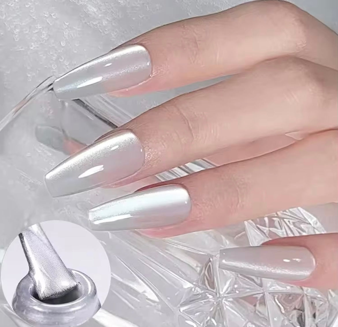 Cat Eye White
